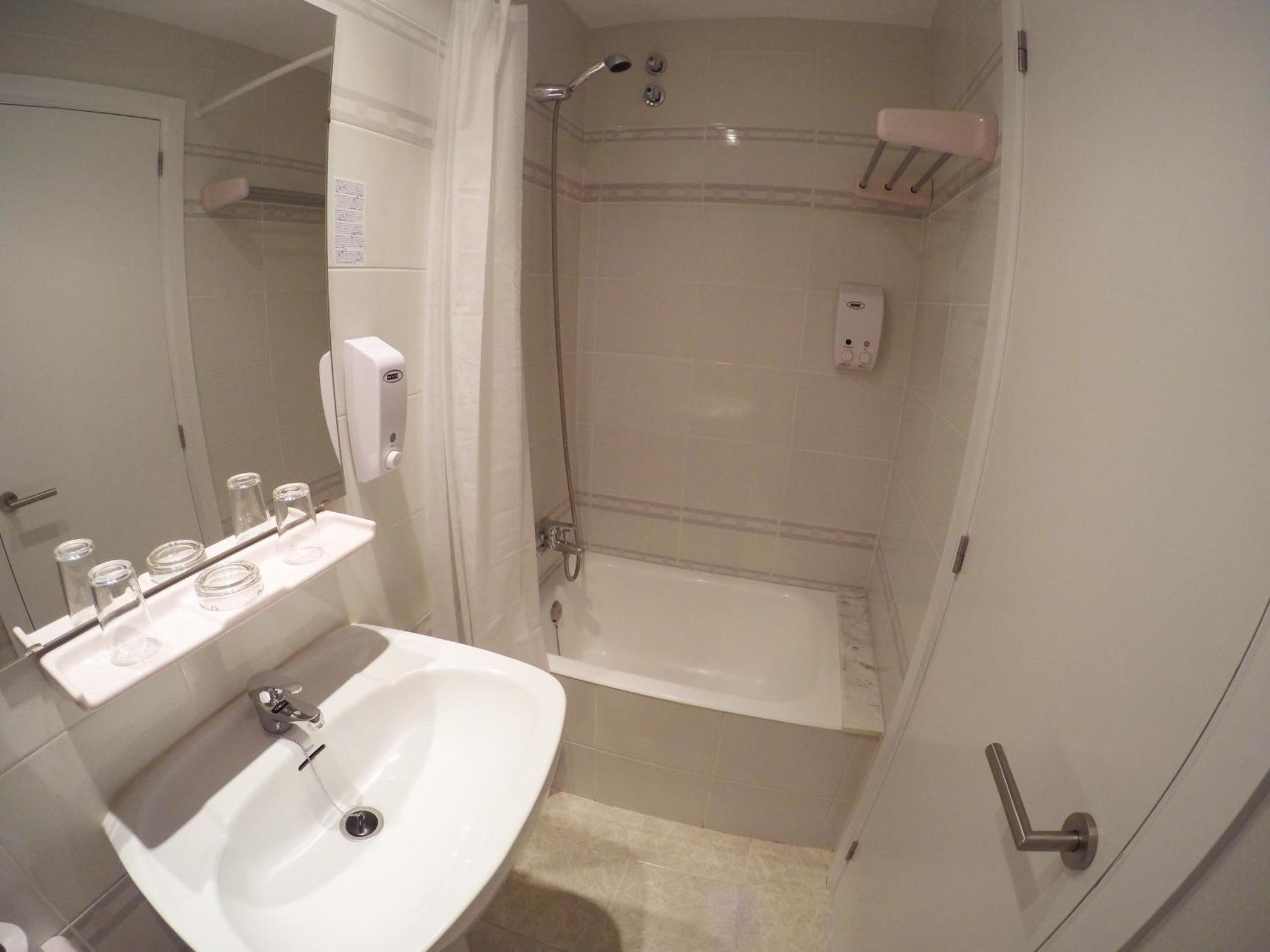 טוסה דה מאר Hostal Del Mar חדר תמונה