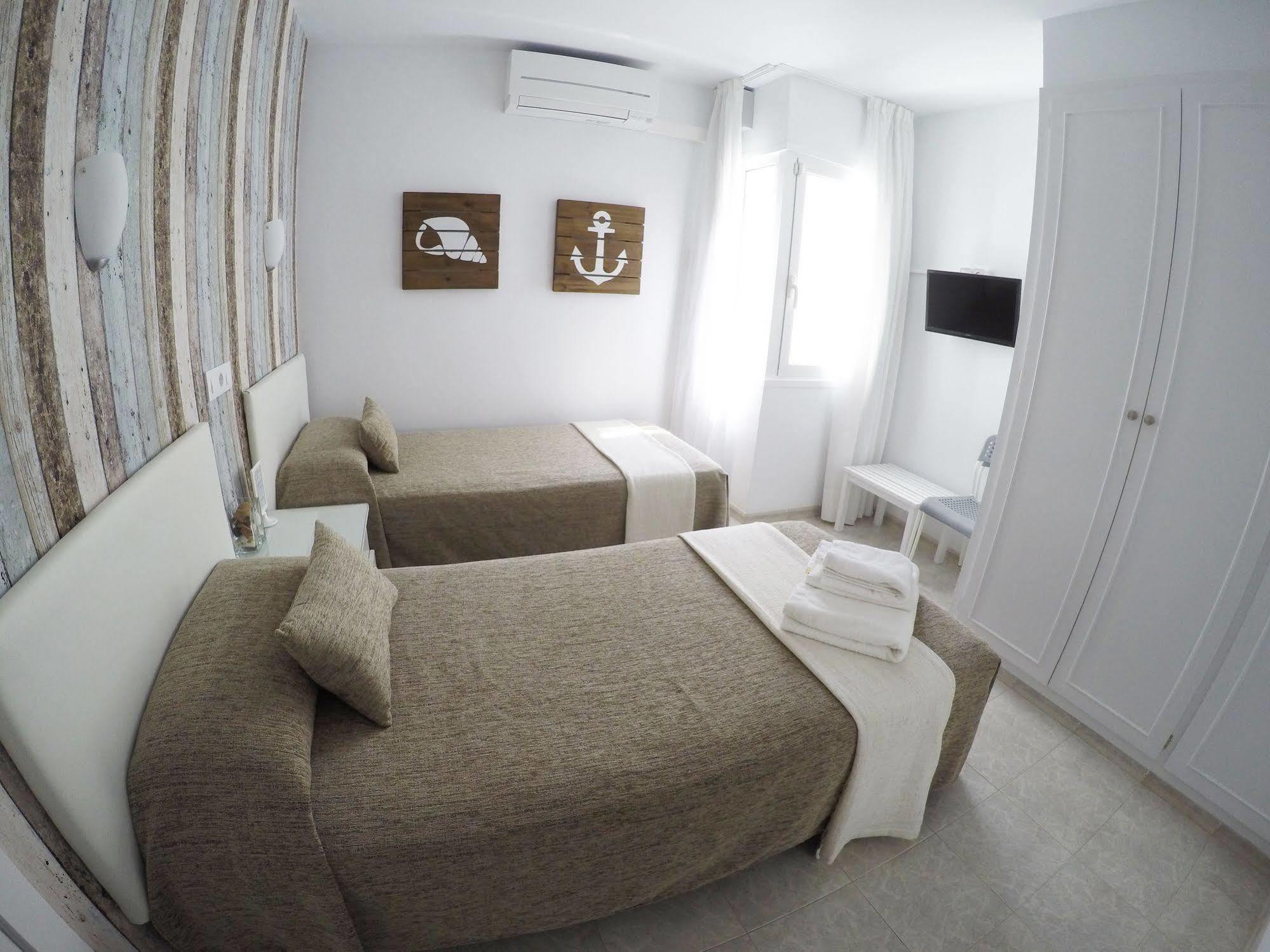 טוסה דה מאר Hostal Del Mar מראה חיצוני תמונה