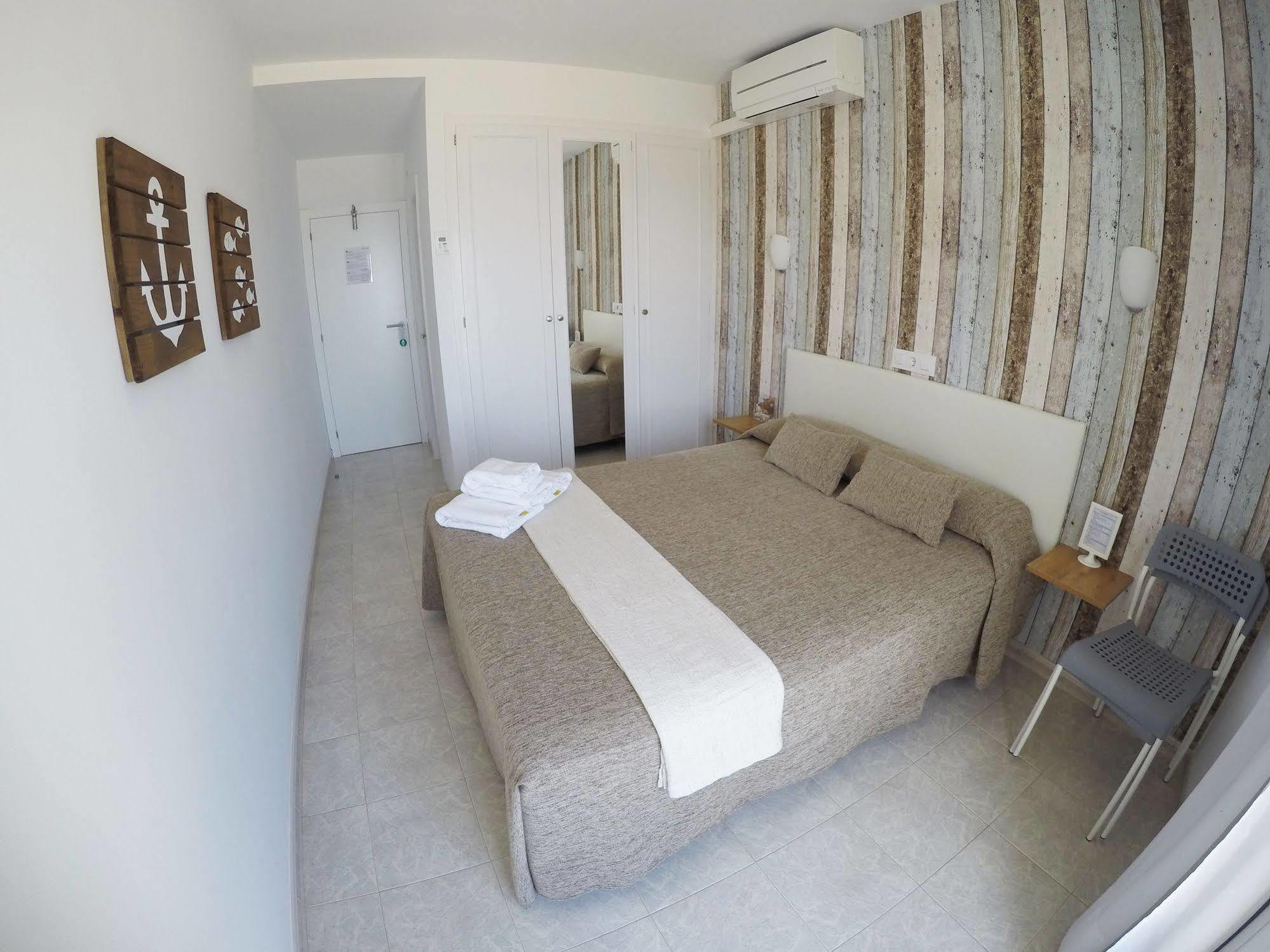 טוסה דה מאר Hostal Del Mar מראה חיצוני תמונה