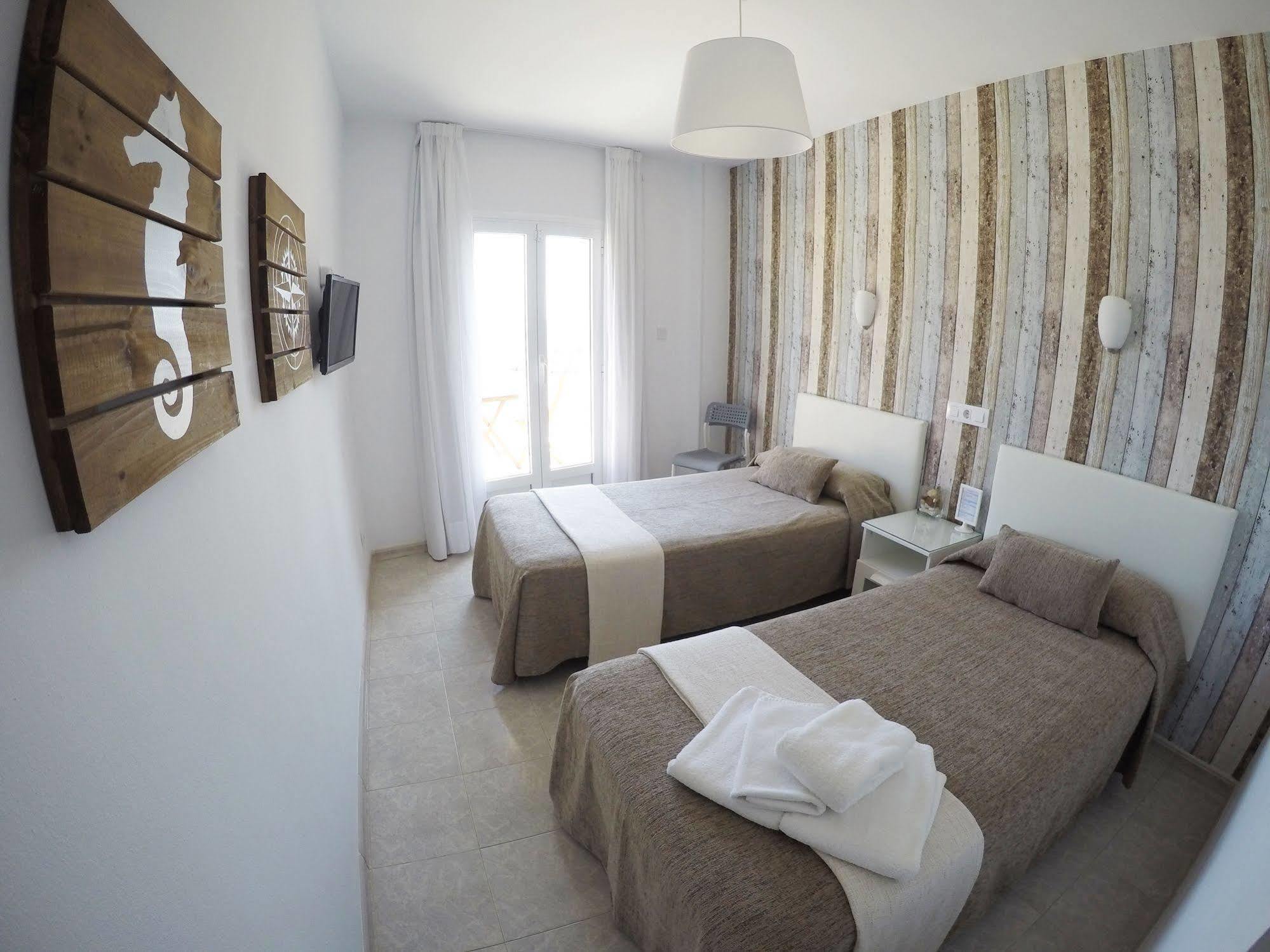 טוסה דה מאר Hostal Del Mar מראה חיצוני תמונה