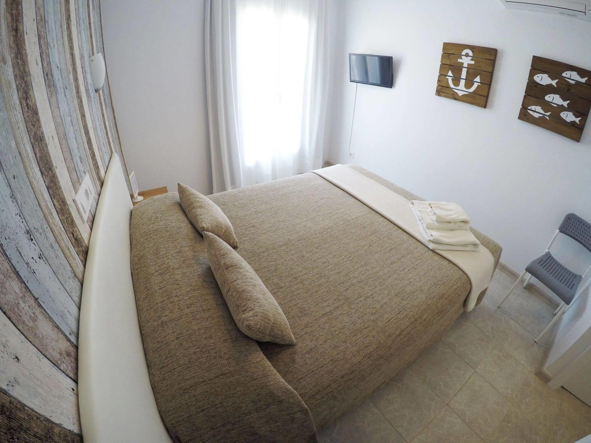 טוסה דה מאר Hostal Del Mar מראה חיצוני תמונה