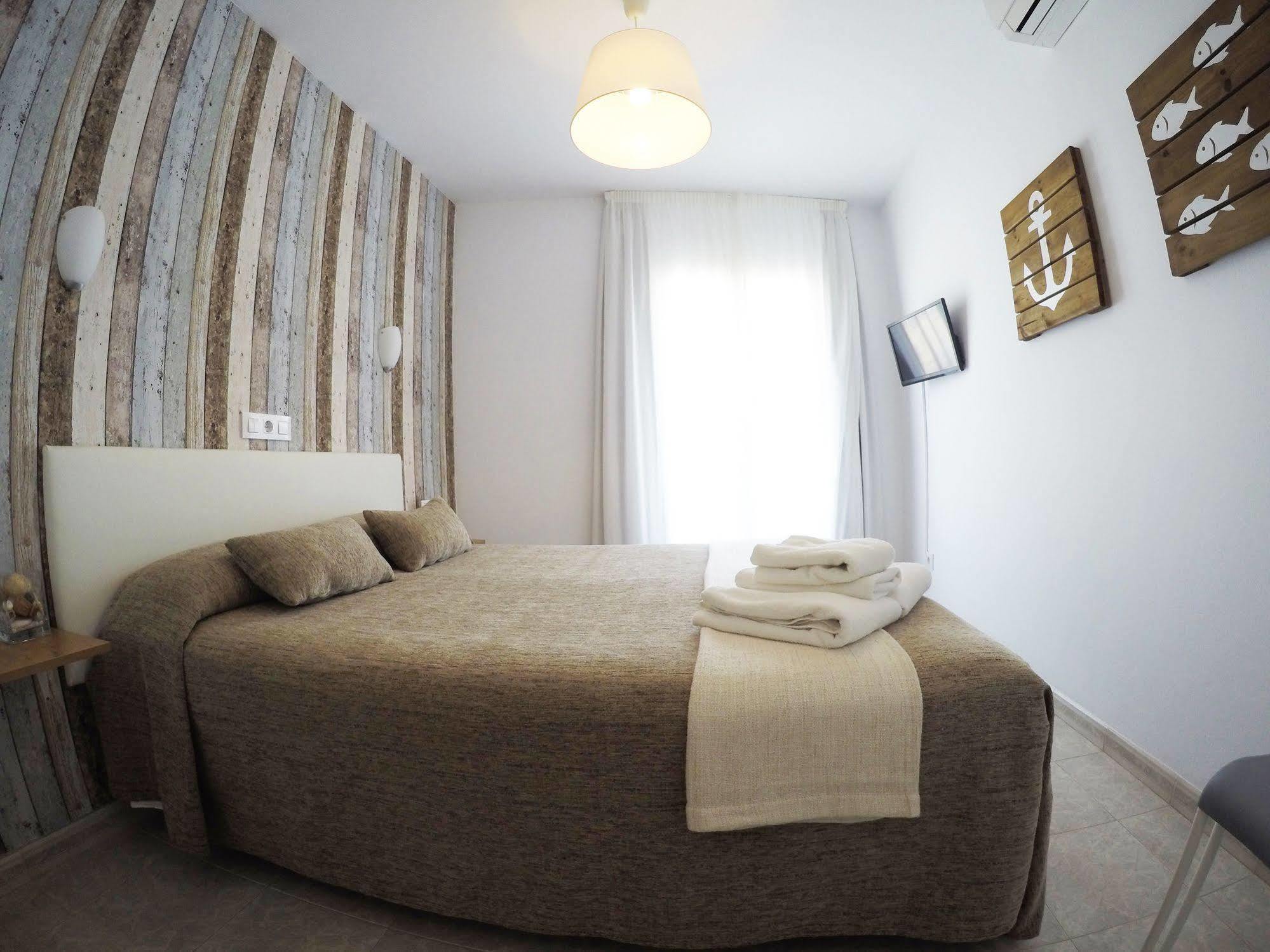 טוסה דה מאר Hostal Del Mar מראה חיצוני תמונה