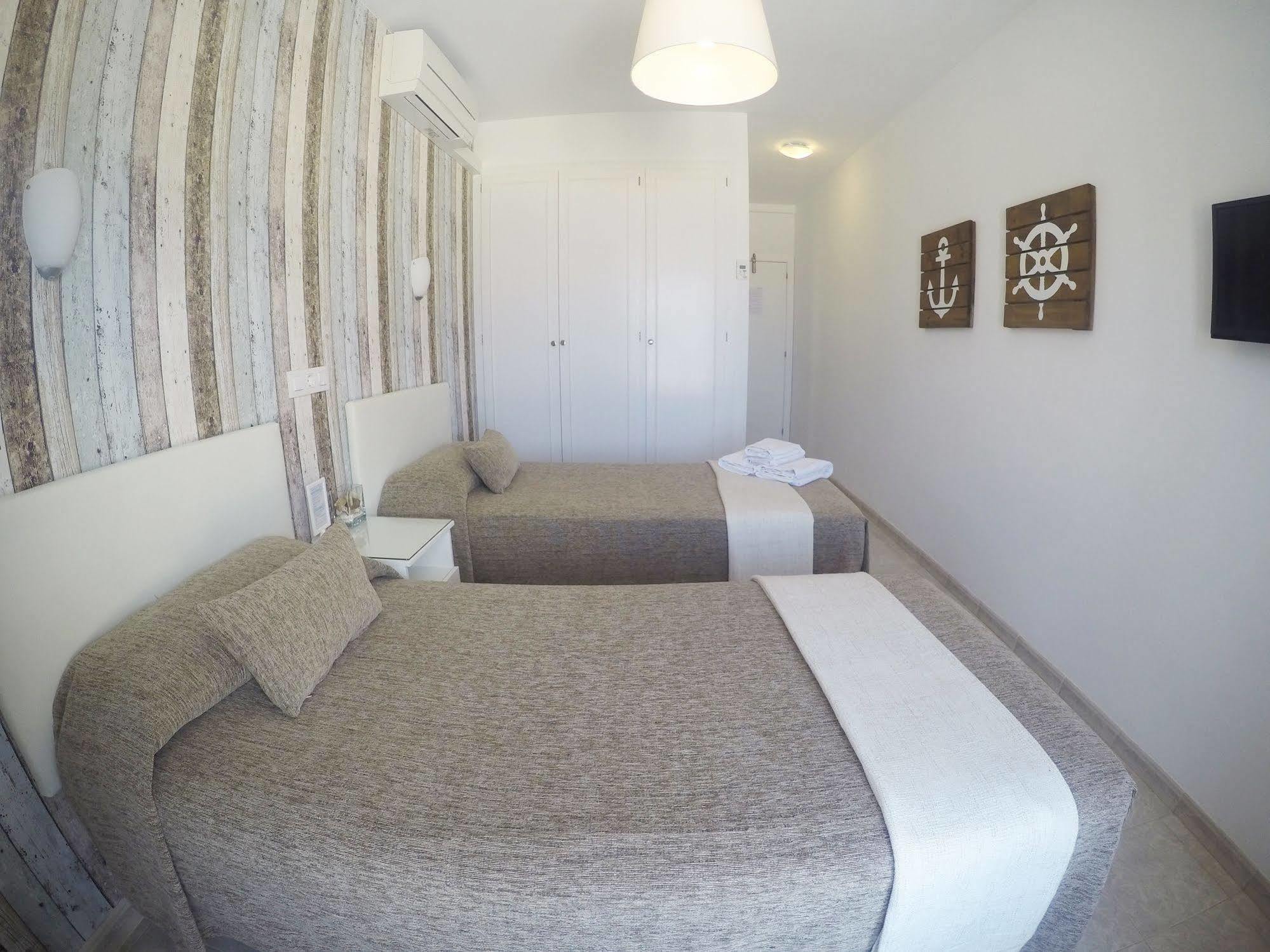 טוסה דה מאר Hostal Del Mar מראה חיצוני תמונה